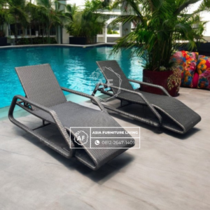 Lounger Rotan Sintetis Estetik